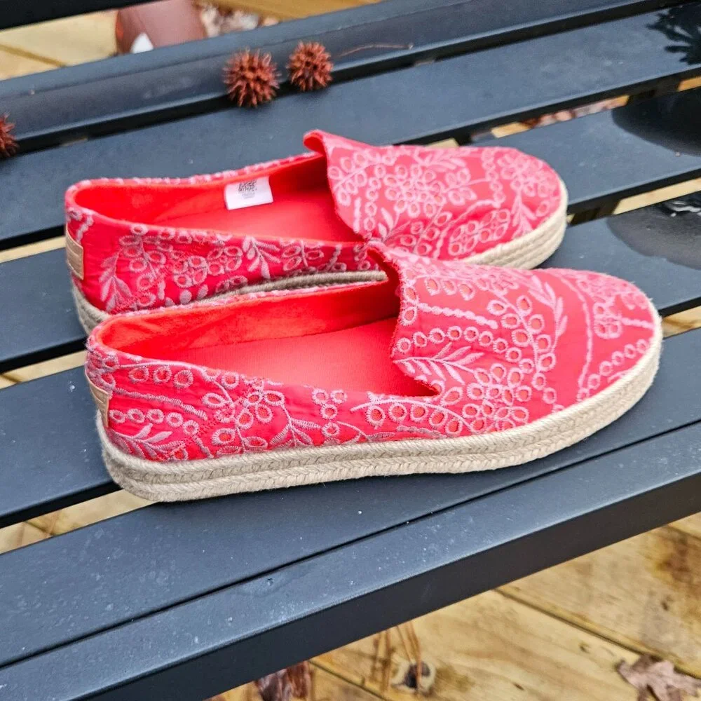 Toms Coral Embroidered Espadrille Slip-On Flats
